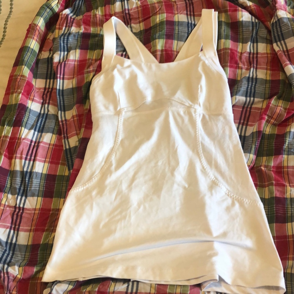 White Lululemon tank size 6